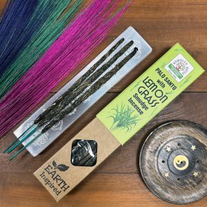 Viiruk Earth Inspired Sidrunhein-Palo Santo